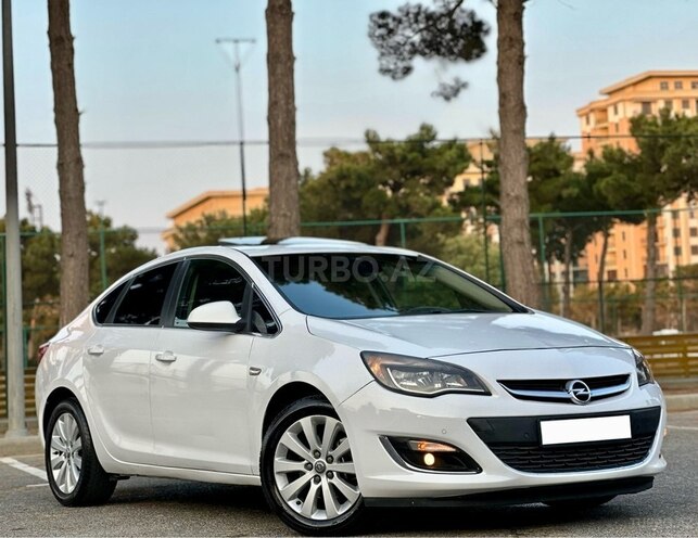 Opel Astra 2015, 185,000 km - 1.6 l - Bakı