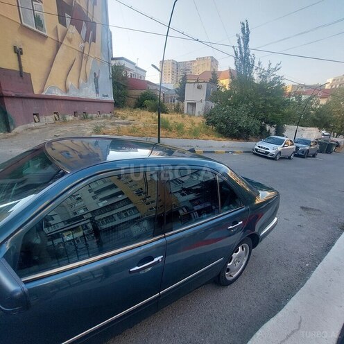 Mercedes E 220 d 1998, 345,000 km - 2.2 l - Bakı