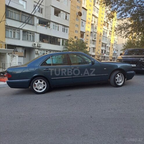 Mercedes E 220 d 1998, 345,000 km - 2.2 l - Bakı