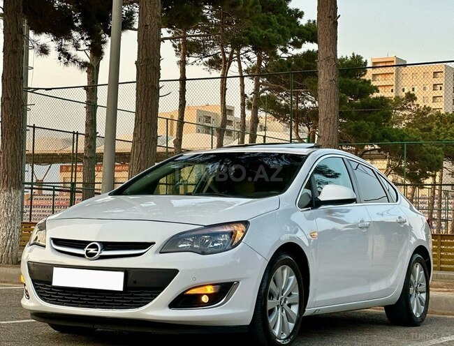 Opel Astra 2015, 185,000 km - 1.6 l - Bakı