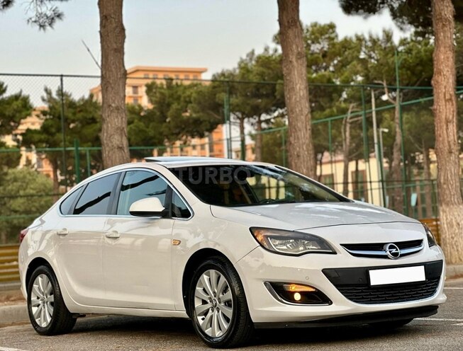Opel Astra 2015, 185,000 km - 1.6 l - Bakı