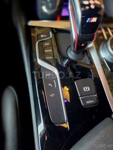 BMW 530e 2019, 93,904 km - 2.0 l - Ağsu