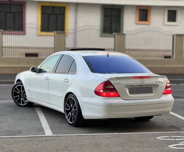 Mercedes E 240 2004, 270,000 km - 2.6 l - Sumqayıt