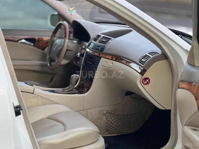 Mercedes E 240 2004, 270,000 km - 2.6 l - Sumqayıt