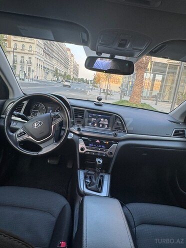 Hyundai Elantra 2017, 186,000 km - 2.0 l - Bakı
