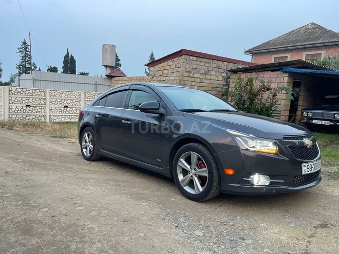 Chevrolet Cruze 2010, 342,891 km - 1.4 l - Astara