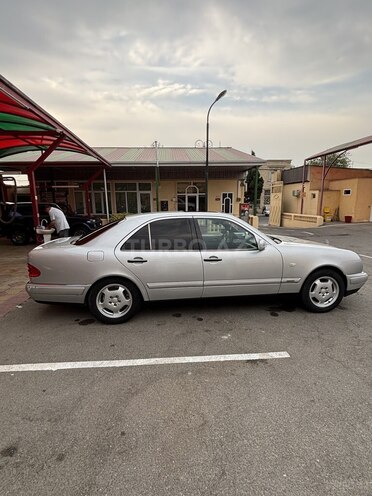 Mercedes E 240 1998, 455,000 km - 2.4 l - Gəncə