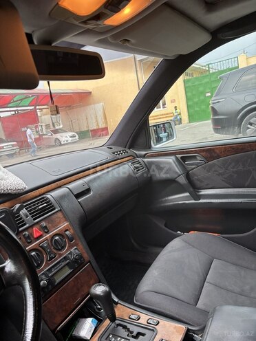 Mercedes E 240 1998, 455,000 km - 2.4 l - Gəncə