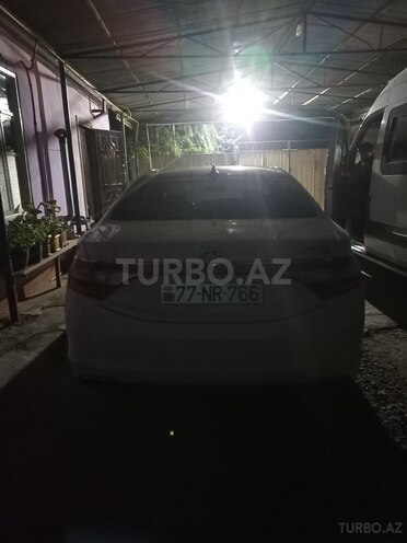 Hyundai Grandeur 2015, 200,000 km - 2.2 l - Bakı
