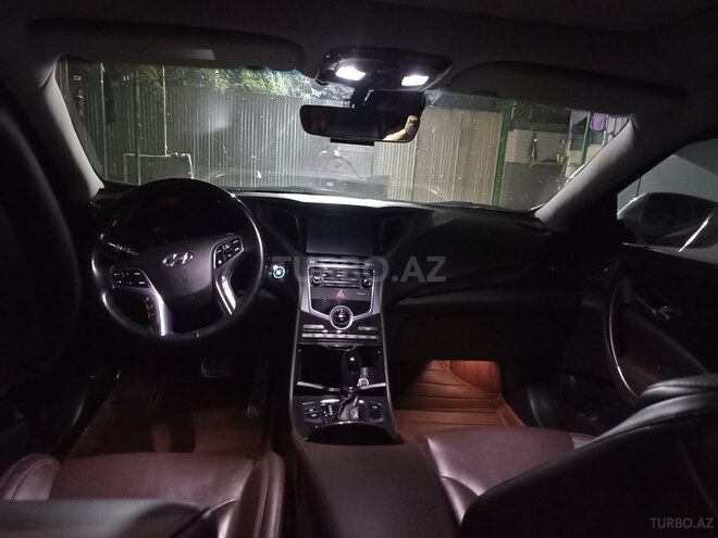 Hyundai Grandeur 2015, 200,000 km - 2.2 l - Bakı