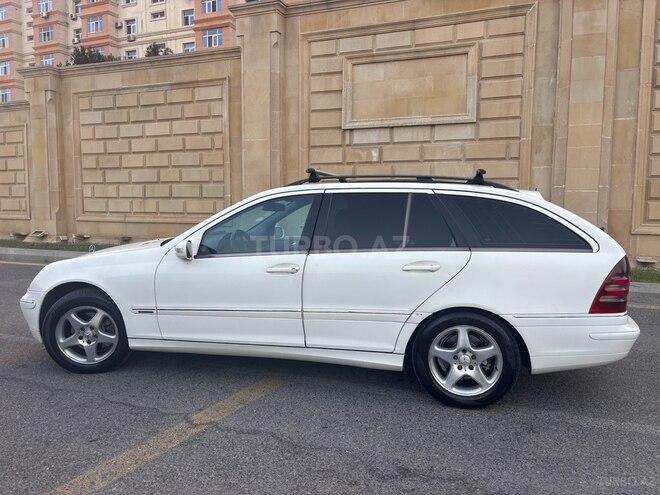 Mercedes C 270 2003, 369,614 km - 2.7 l - Bakı
