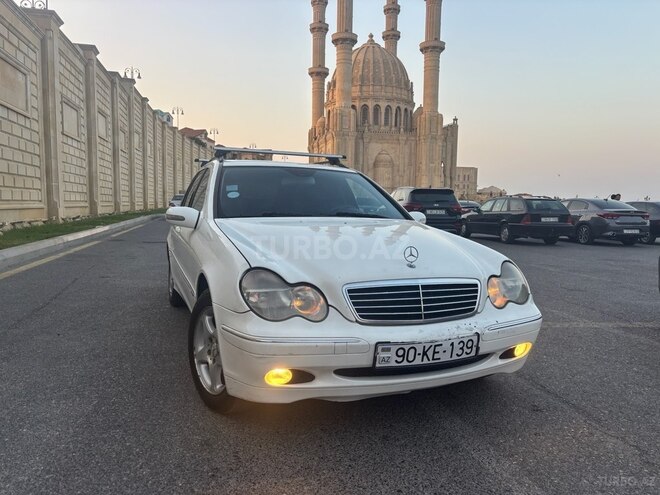 Mercedes C 270 2003, 369,614 km - 2.7 l - Bakı