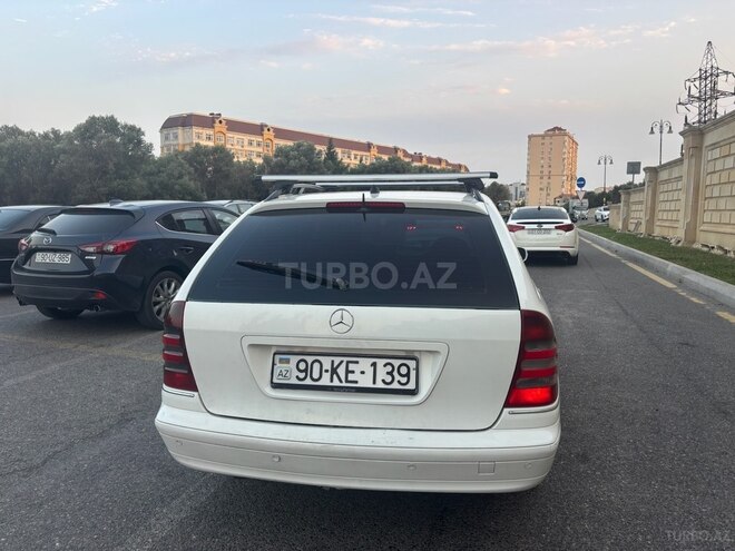 Mercedes C 270 2003, 369,614 km - 2.7 l - Bakı