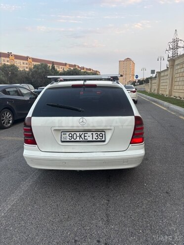 Mercedes C 270 2003, 369,614 km - 2.7 l - Bakı