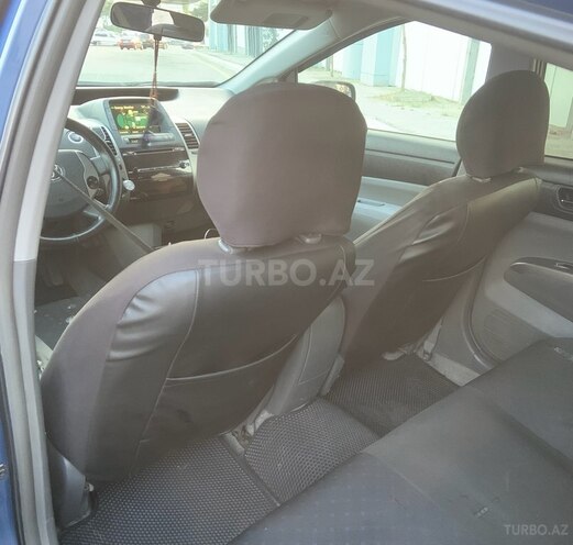 Toyota Prius-7