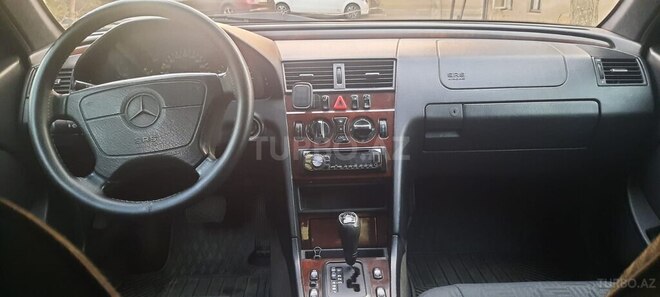 Mercedes C 180 1998, 280,000 km - 1.8 л - Bakı