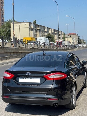 Ford Fusion (North America) 2014, 277,500 km - 2.0 л - Bakı