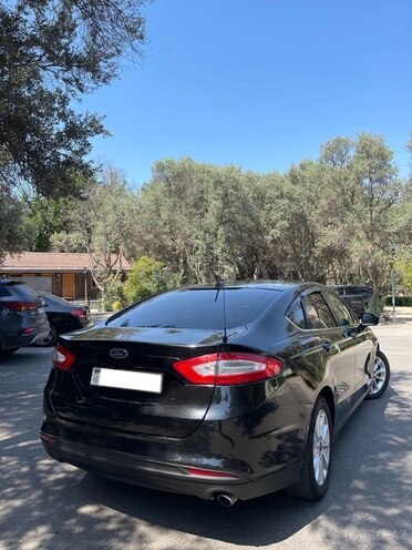Ford Fusion (North America) 2014, 277,500 km - 2.0 л - Bakı
