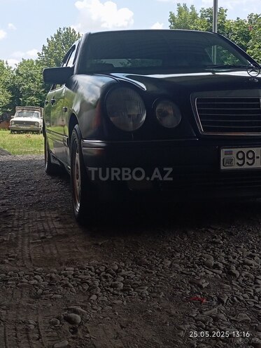 Mercedes E 200 1996, 770,000 km - 2.0 л - Qəbələ
