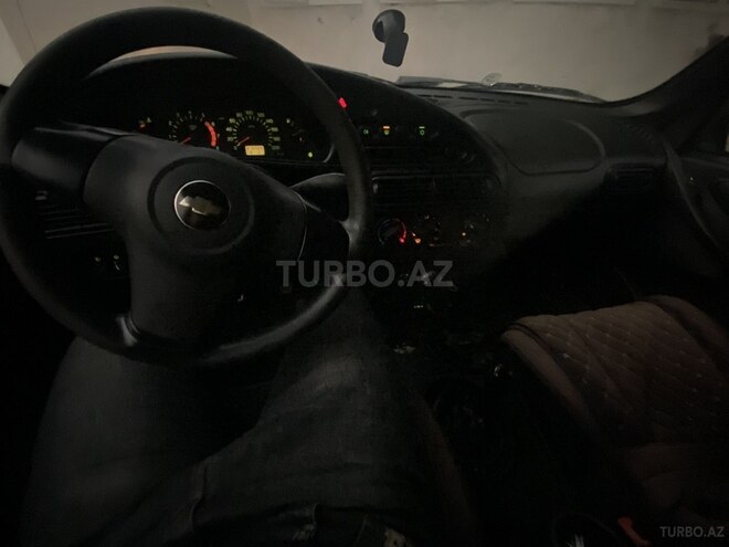 Chevrolet Niva 2012, 200,000 km - 1.7 l - Yardımlı