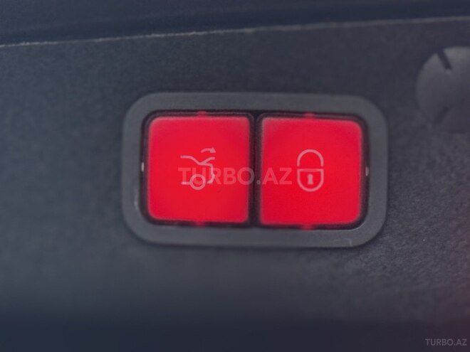 Mercedes C 300 2018, 108,500 km - 2.0 l - Bakı