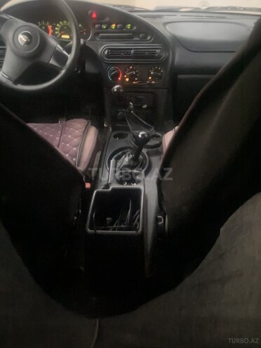 Chevrolet Niva 2012, 200,000 km - 1.7 l - Yardımlı