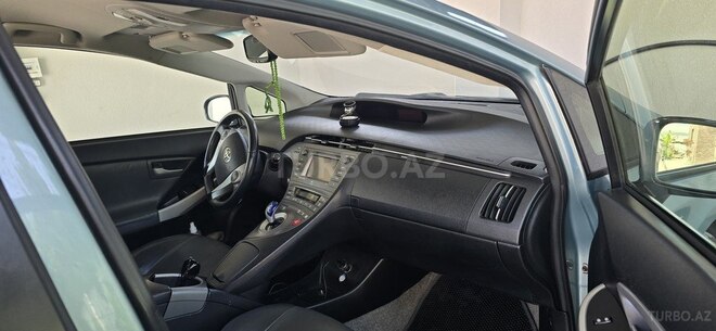 Toyota Prius 2013, 295,315 km - 1.8 л - Bakı
