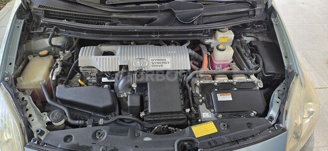 Toyota Prius 2013, 295,315 km - 1.8 л - Bakı