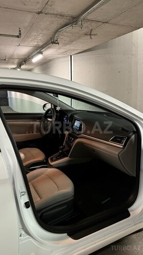 Hyundai Elantra 2017, 123,000 km - 2.0 л - Bakı