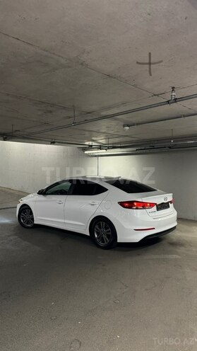 Hyundai Elantra 2017, 123,000 km - 2.0 л - Bakı