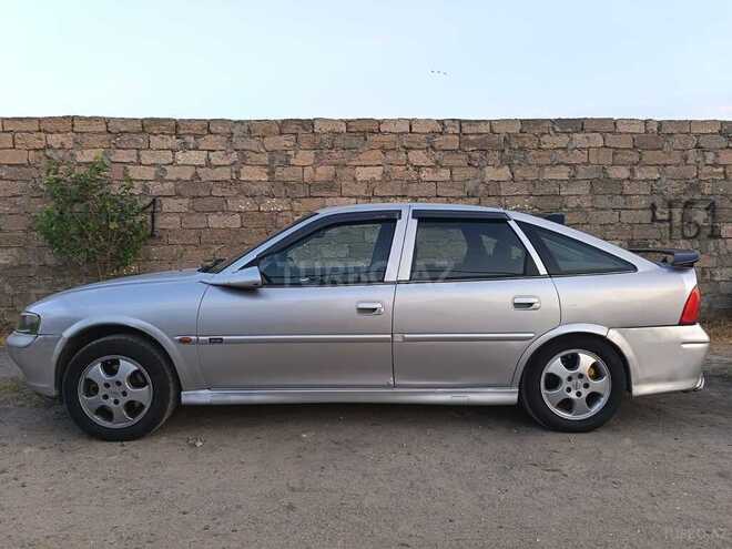 Opel Vectra 2000, 350,000 km - 1.6 l - Bakı