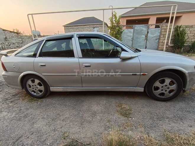 Opel Vectra 2000, 350,000 km - 1.6 l - Bakı