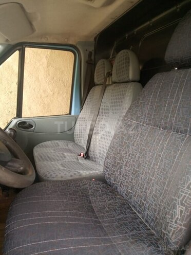 Ford Transit 2006, 319,000 km - 2.2 l - Qusar