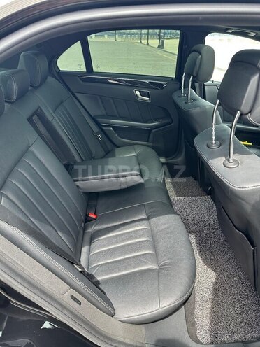 Mercedes E 250 4MATIC 2014, 260,000 km - 2.1 л - Bakı