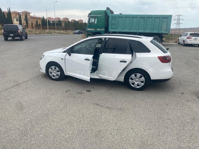 SEAT Ibiza 2012, 360,000 km - 1.4 l - Bakı