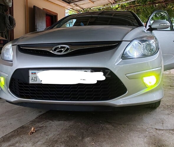 Hyundai i30 2010, 238,000 km - 1.4 l - Neftçala