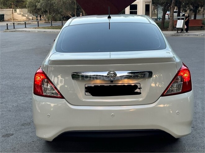 Nissan Sunny 2014, 172,000 km - 1.5 л - Bakı