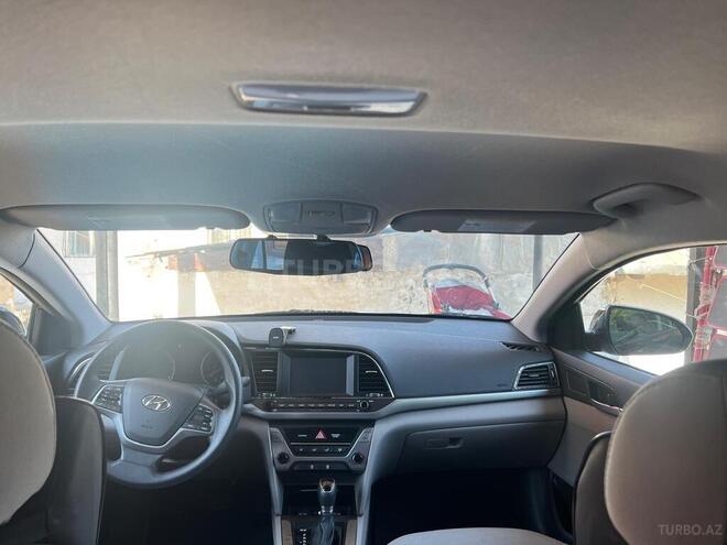 Hyundai Elantra 2016, 123,800 km - 2.0 l - Bakı