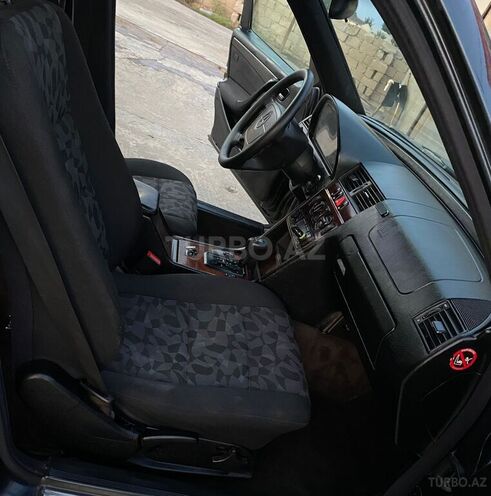 Mercedes C 200 1998, 123,456 km - 2.0 l - İmişli