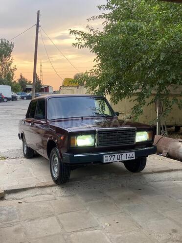 LADA (VAZ) 2107 2006, 166,968 km - 1.6 л - Salyan