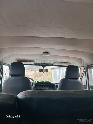 UAZ  2006, 25,000 km - 2.5 l - Astara