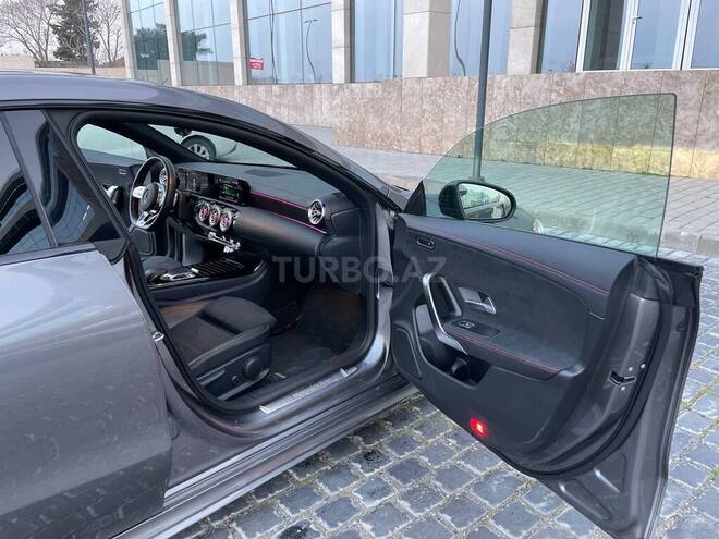 Mercedes CLA 200 2019, 66,000 km - 1.3 l - Bakı