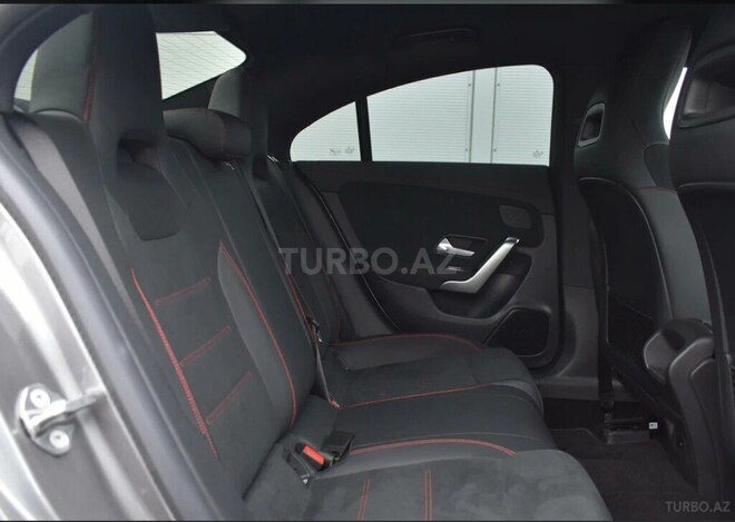 Mercedes CLA 200 2019, 66,000 km - 1.3 l - Bakı