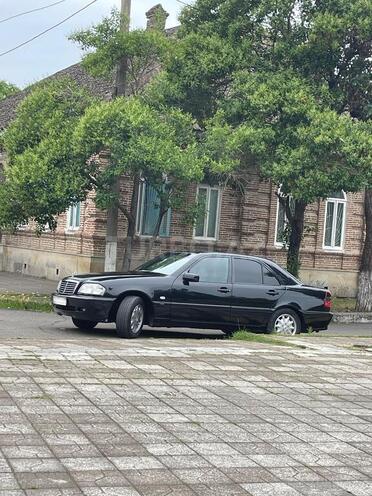 Mercedes C 220 d 1998, 300,000 km - 2.2 l - Lənkəran