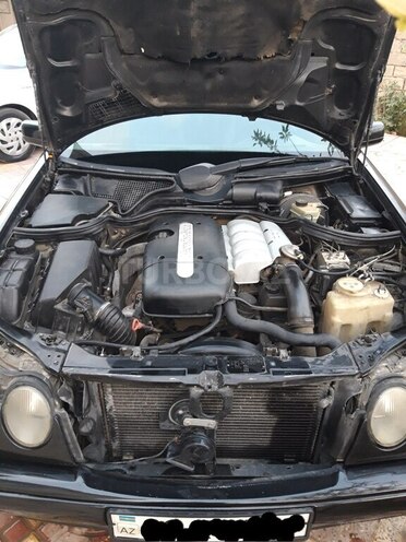 Mercedes E 220 d 1999, 349,833 km - 2.2 l - Bakı