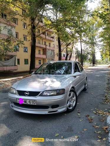 Opel Vectra 2001, 350,000 km - 1.8 l - Qəbələ