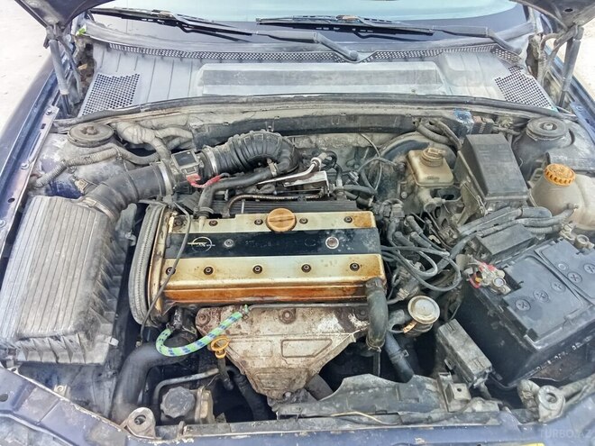 Opel Vectra 1996, 258,500 km - 2.0 l - Sumqayıt