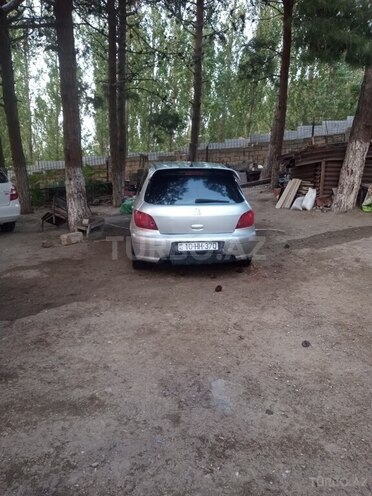 Peugeot 307 2002, 296,000 km - 2.0 l - Bakı