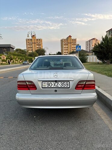 Mercedes E 240 1999, 416,000 km - 2.4 l - Bakı