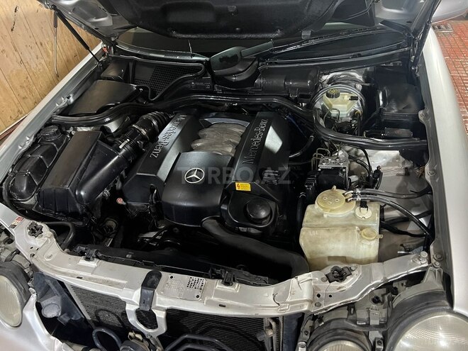 Mercedes E 240 1999, 416,000 km - 2.4 l - Bakı